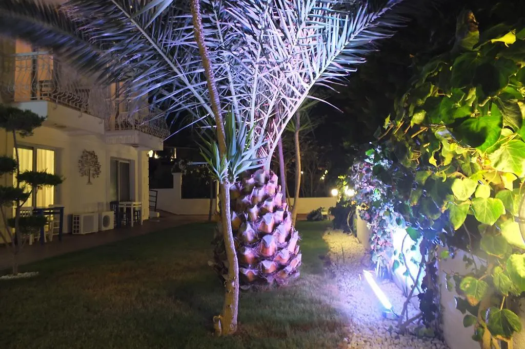 Lapis Port Surf Hotel Alaçatı 2*,  Turquie