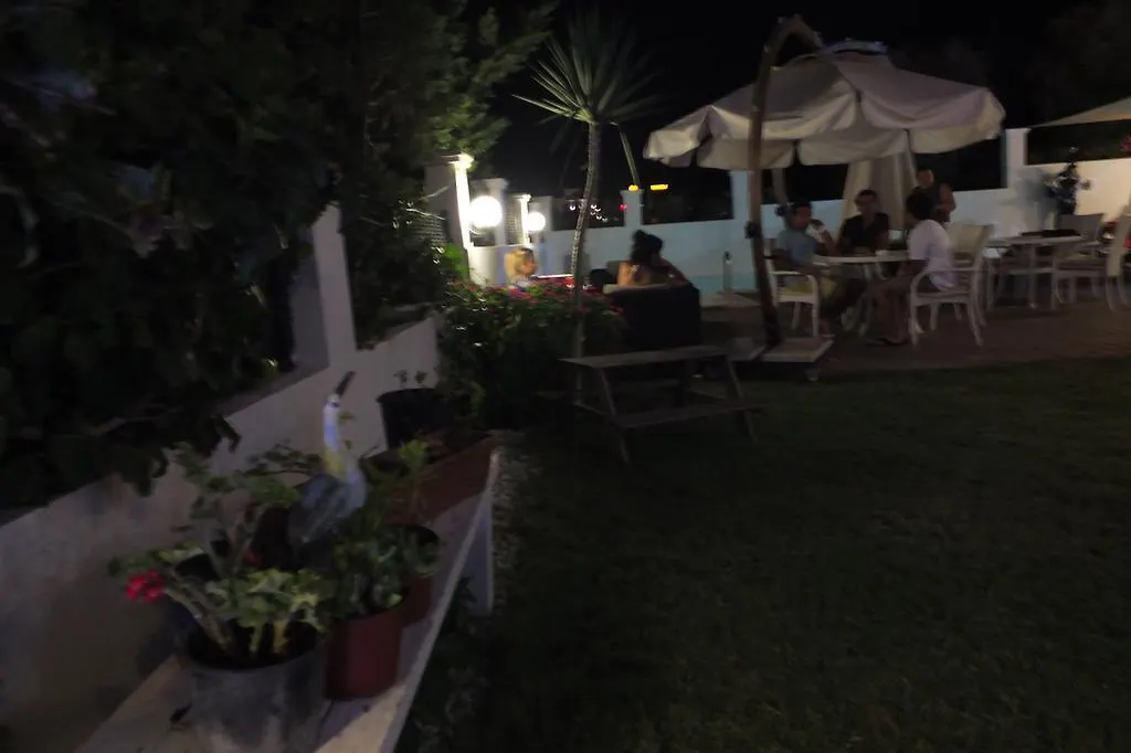 Lapis Port Surf Hotel Alaçatı Couette-café